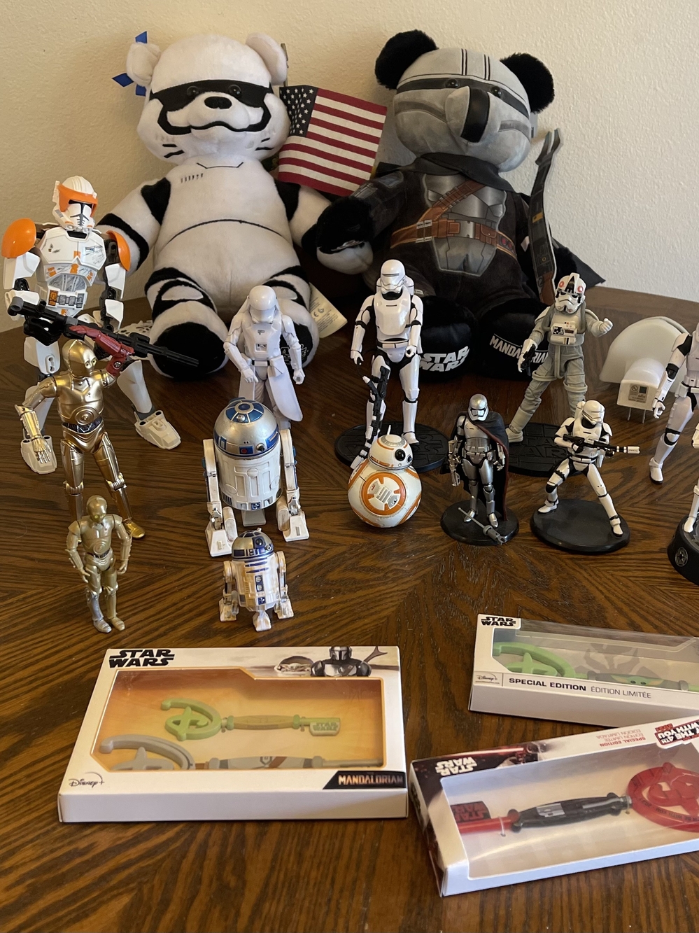 LOT Star Wars Kids Toy Set with Plush Bears ,Assorted Figures, Funko Pop &!Lego